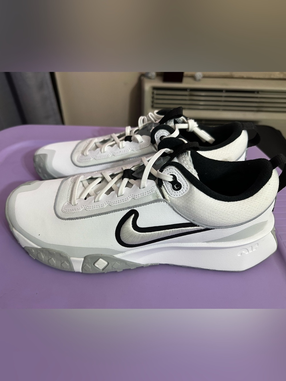 Nike Air Diamond Varsity Turf Baseball Low Top Mesh Lace Up FN7454-100 Men’s 13